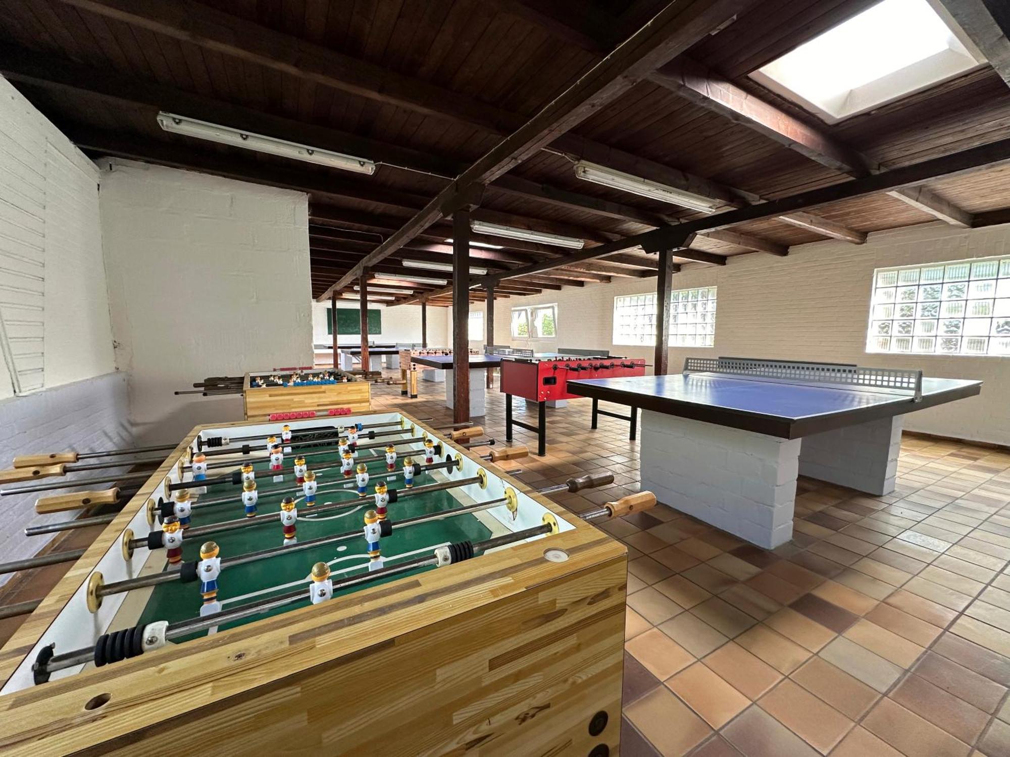 Klaarcamp Hostel Wenningstedt-Braderup Buitenkant foto